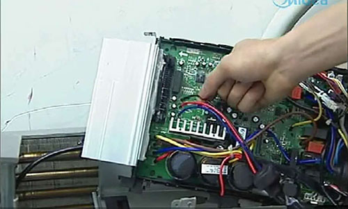 南昌美的空调电话是多少